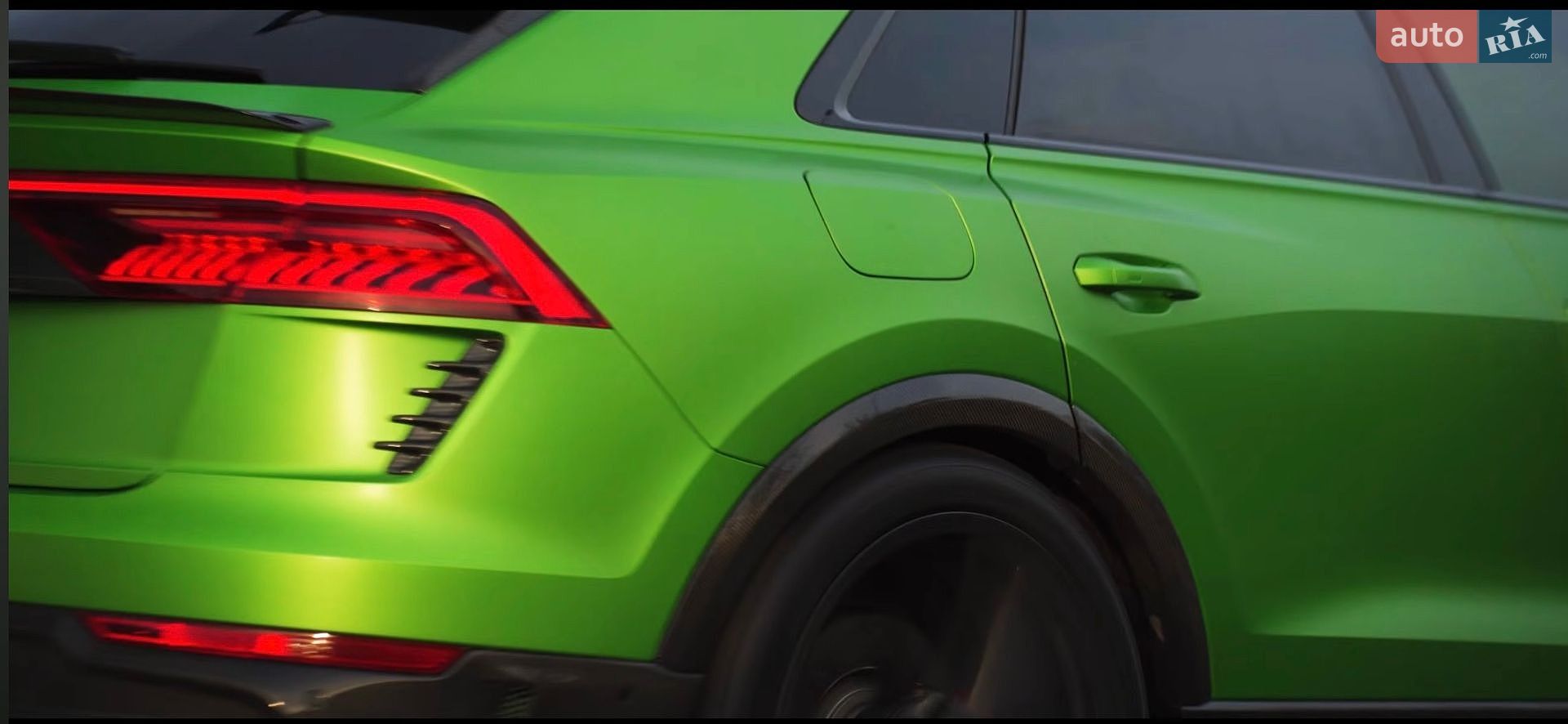Audi RS Q8 2021 VIN WUAZZZF16MD023009 фото оголошення 48 з 53