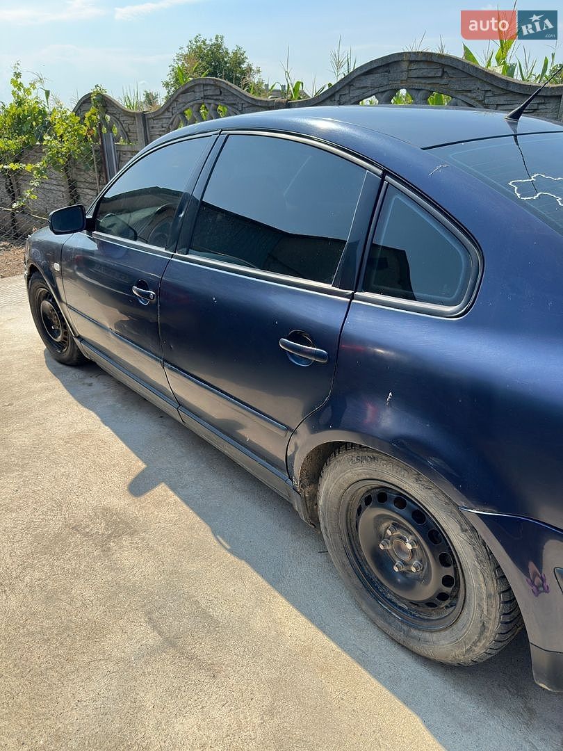 Volkswagen Passat 1997 VIN WVWZZZ3BZWP098552 фото оголошення 2 з 9