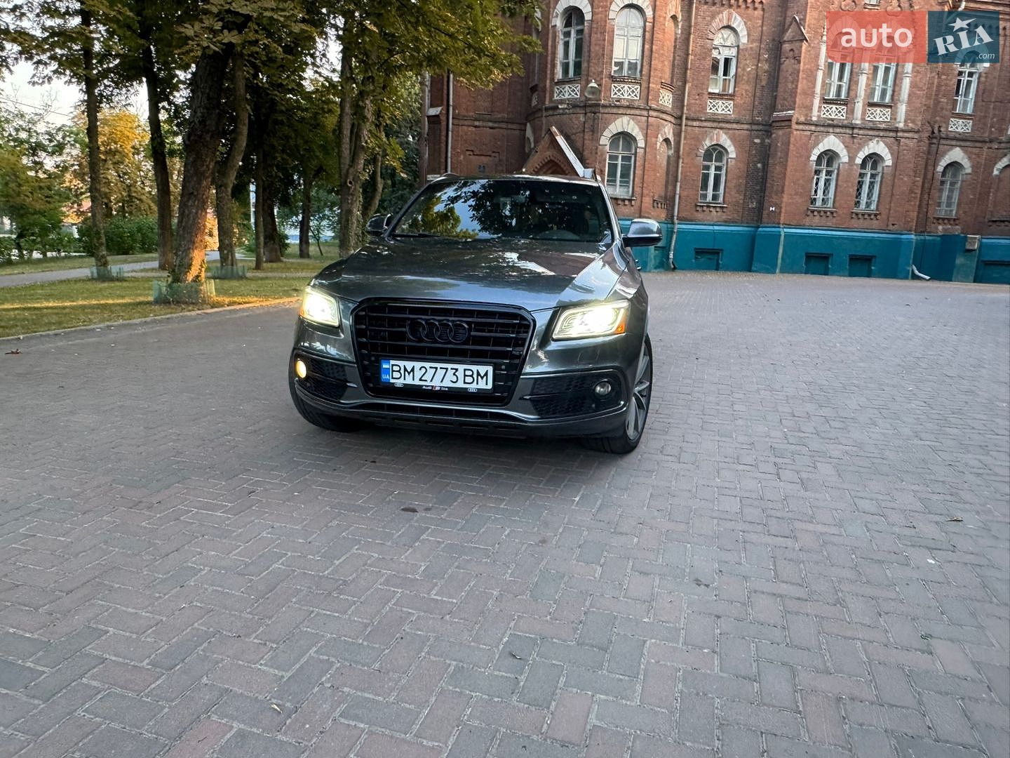 Audi Q5 2015 VIN WA1DGAFP0FA139680 фото оголошення 2 з 18