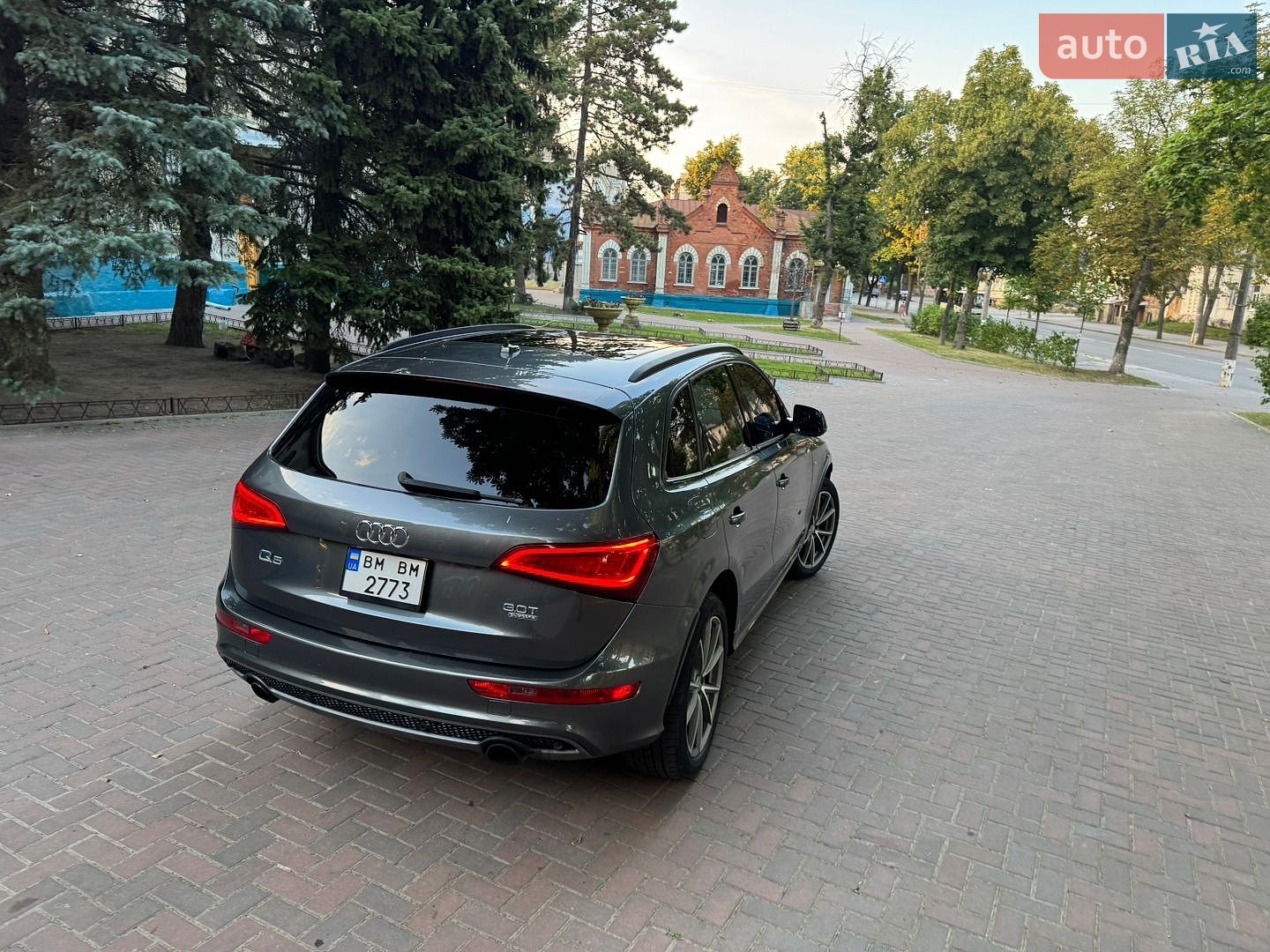 Audi Q5 2015 VIN WA1DGAFP0FA139680 фото оголошення 6 з 18