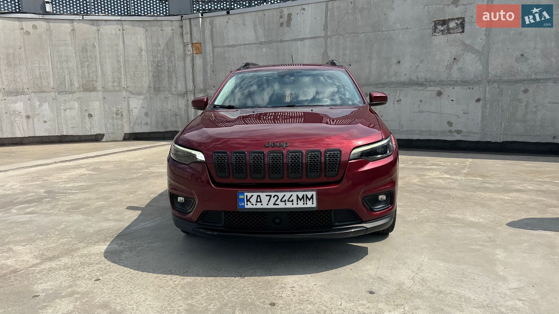 Jeep Cherokee 2020 VIN 1C4PJLLB6MD113296 фото оголошення 9 з 39