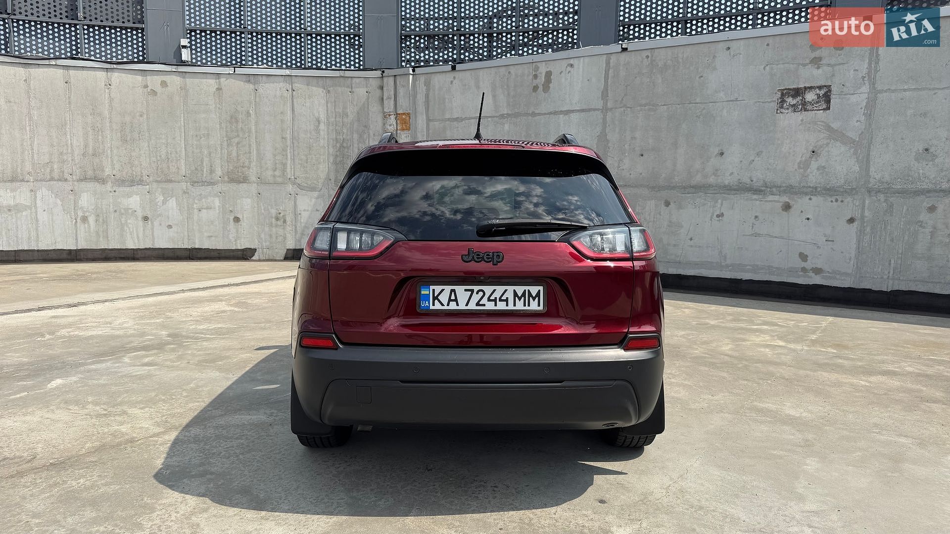 Jeep Cherokee 2020 VIN 1C4PJLLB6MD113296 фото оголошення 14 з 39