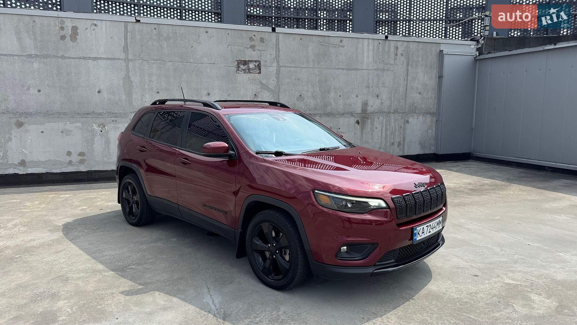 Jeep Cherokee 2020 VIN 1C4PJLLB6MD113296 фото оголошення 21 з 39