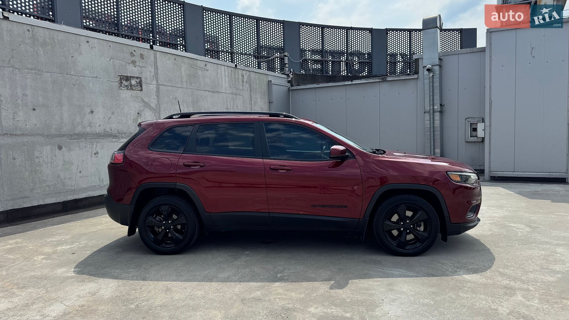 Jeep Cherokee 2020 VIN 1C4PJLLB6MD113296 фото оголошення 22 з 39