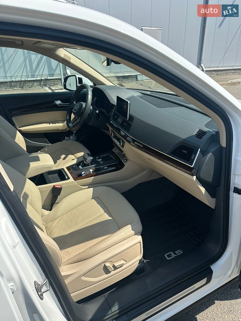 Audi Q5 2016 VIN WA1BNAFY0J2002523 фото оголошення 5 з 12