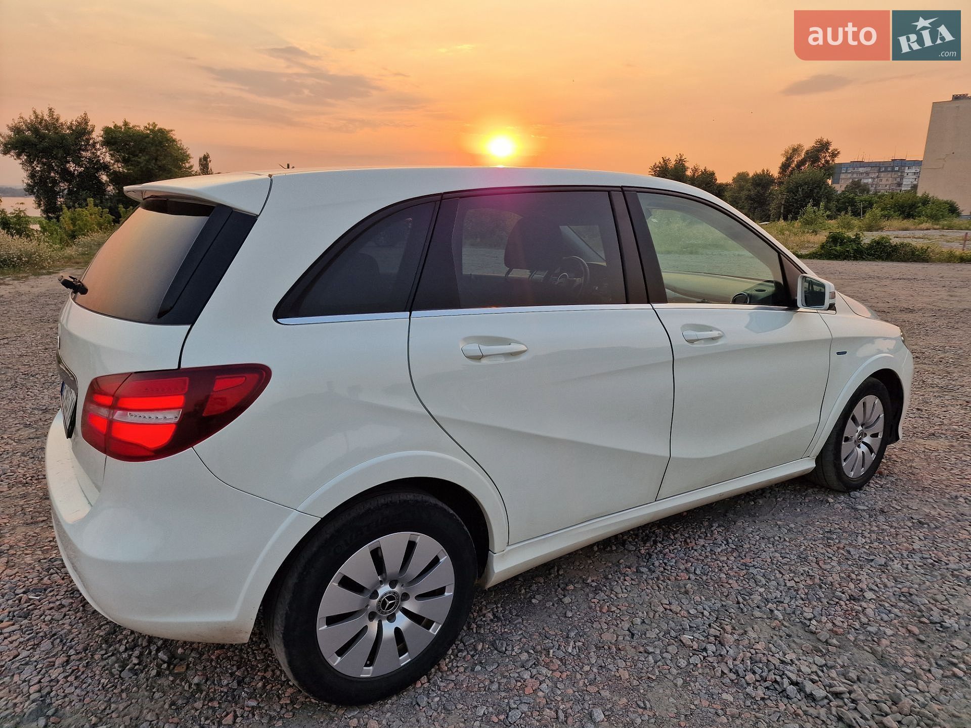 Mercedes-Benz B-Class 2017 VIN WDD2428901J016554 фото оголошення 3 з 21