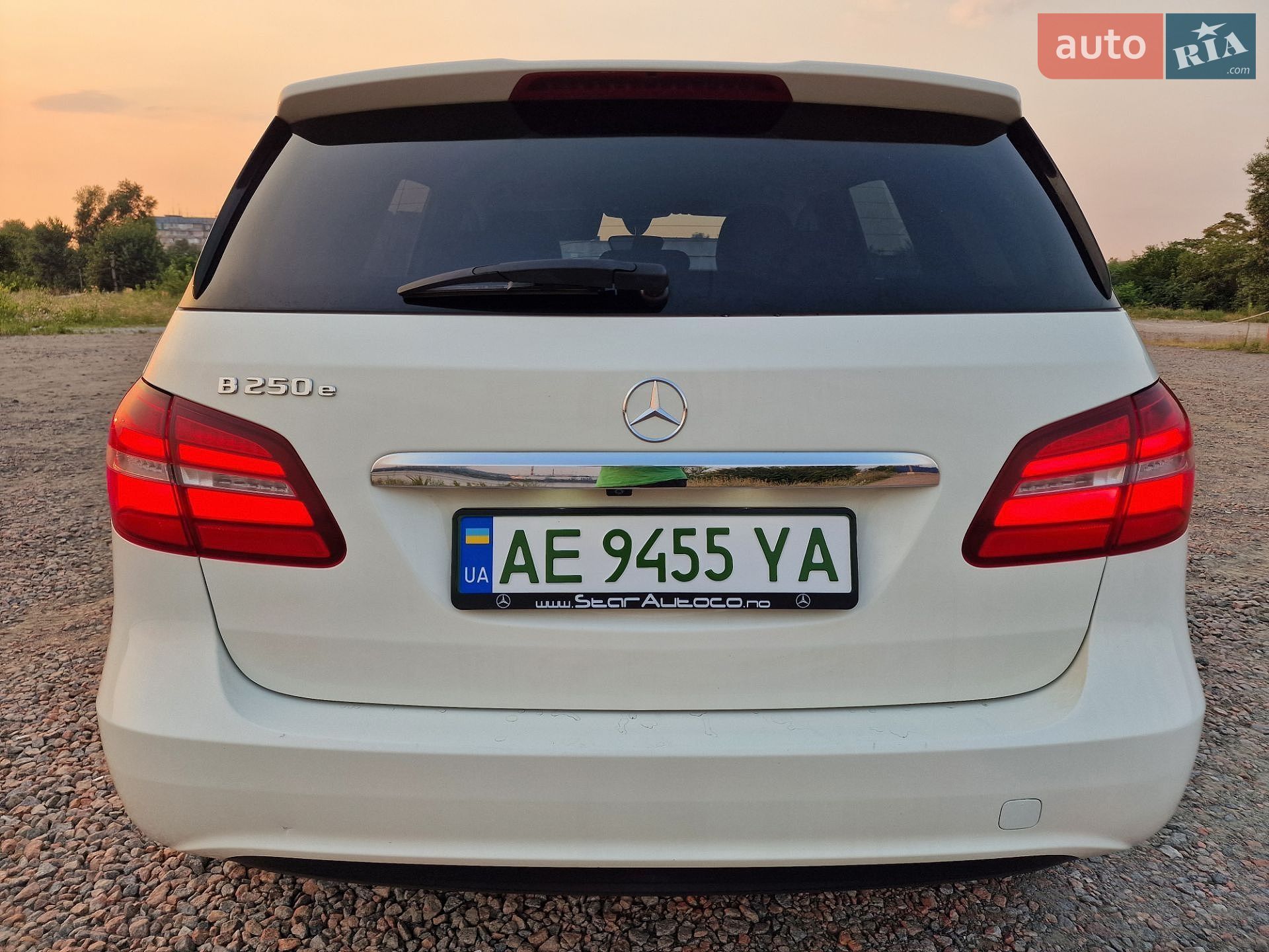 Mercedes-Benz B-Class 2017 VIN WDD2428901J016554 фото оголошення 4 з 21
