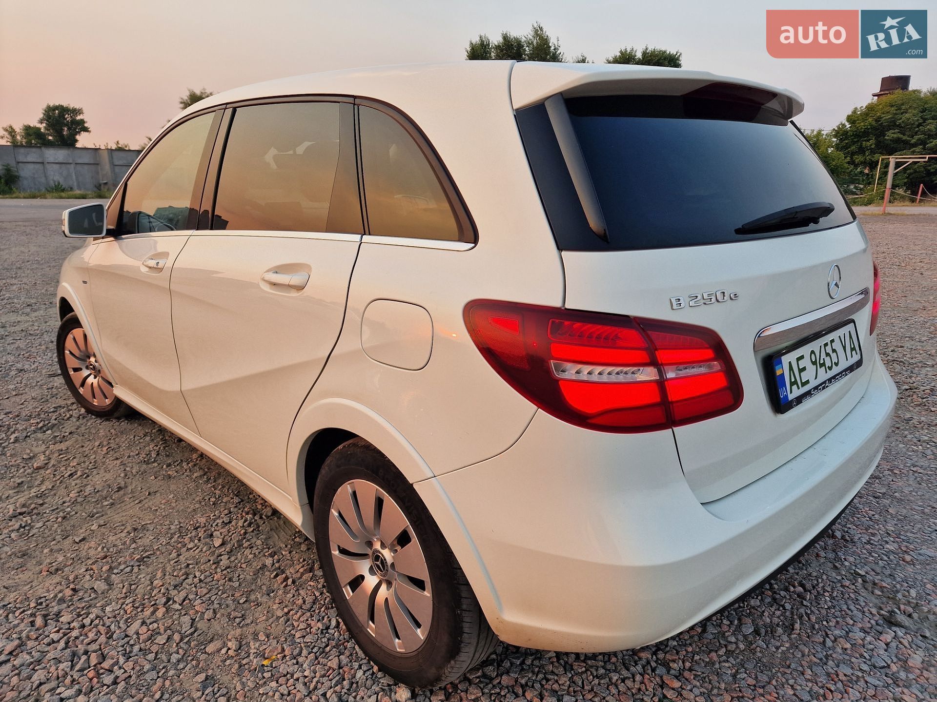 Mercedes-Benz B-Class 2017 VIN WDD2428901J016554 фото оголошення 7 з 21