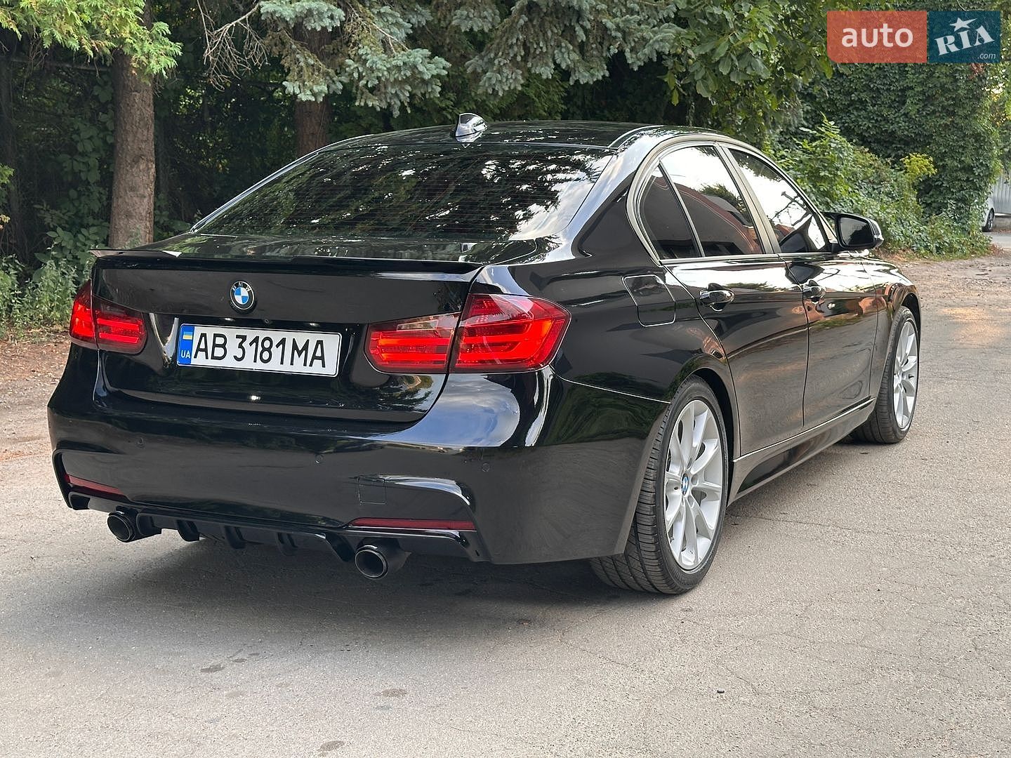 BMW 3 Series 2015 VIN WBA3B1C58F5A05737 фото оголошення 4 з 31
