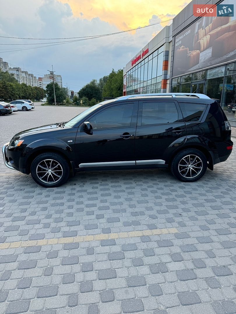 Mitsubishi Outlander XL 2008 VIN JMBXTCW5W8Z008395 фото оголошення 3 з 25