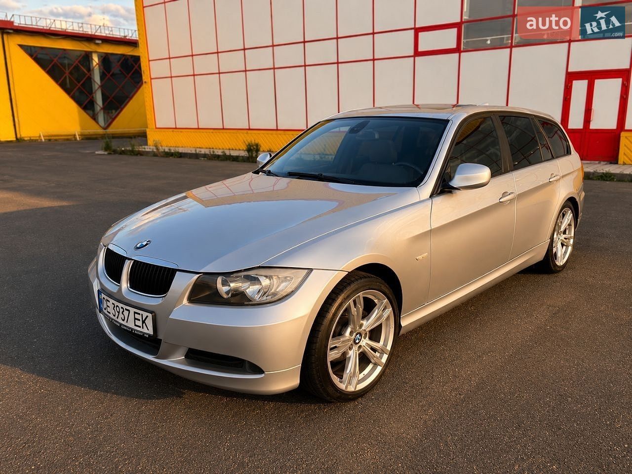 BMW 3 Series 2007 VIN WBAVR51020FE83897 фото оголошення 6 з 40