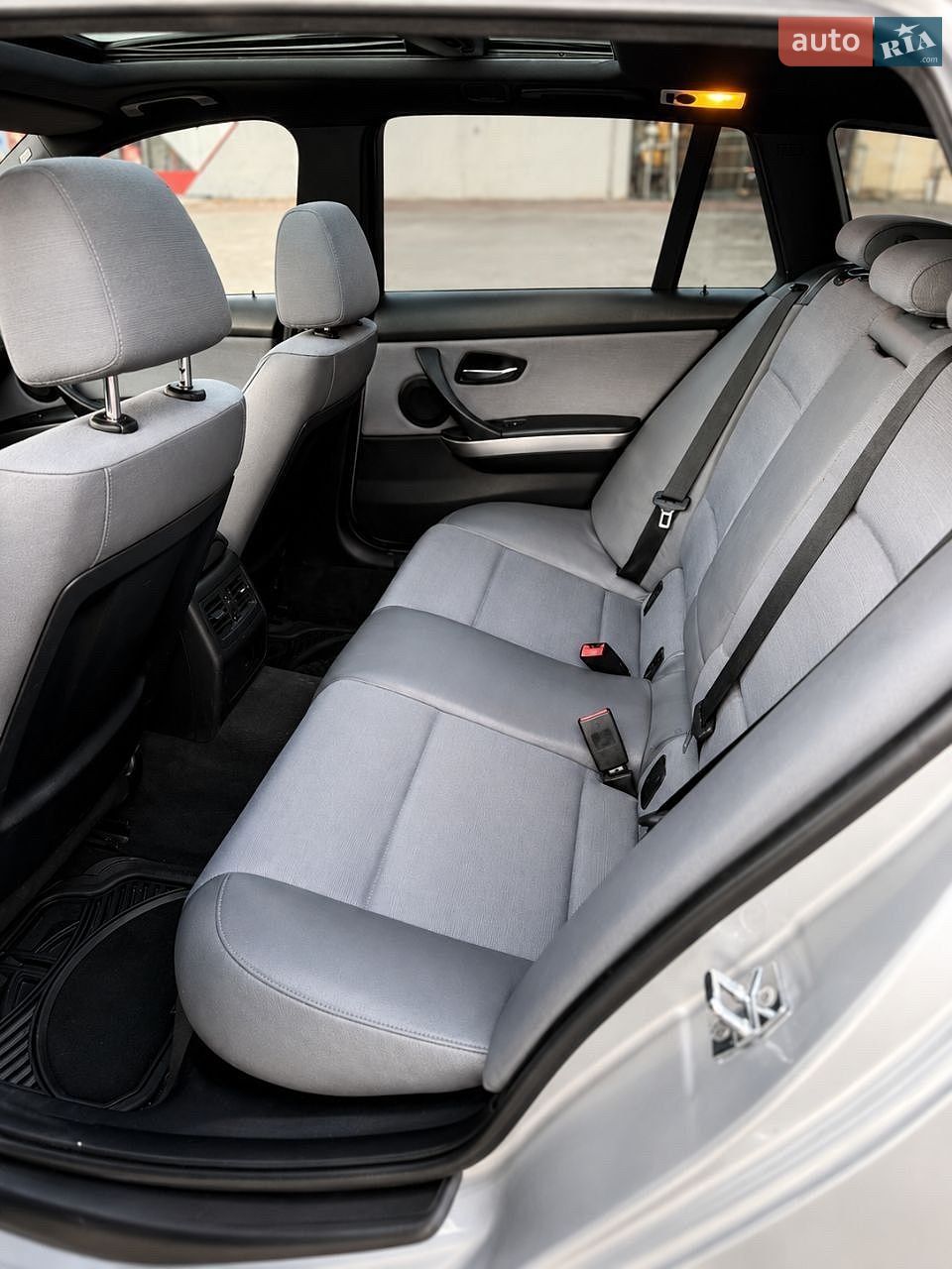 BMW 3 Series 2007 VIN WBAVR51020FE83897 фото оголошення 30 з 40