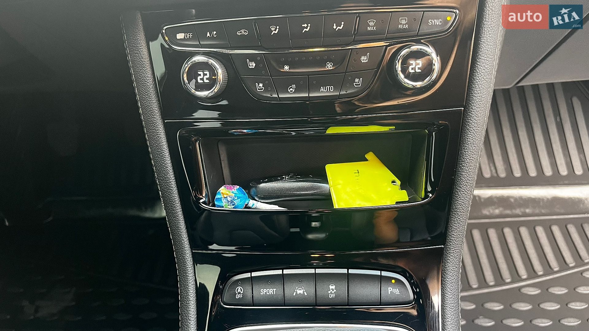 Opel Astra 2019 VIN W0VBF8EG3K8064684 фото оголошення 24 з 37
