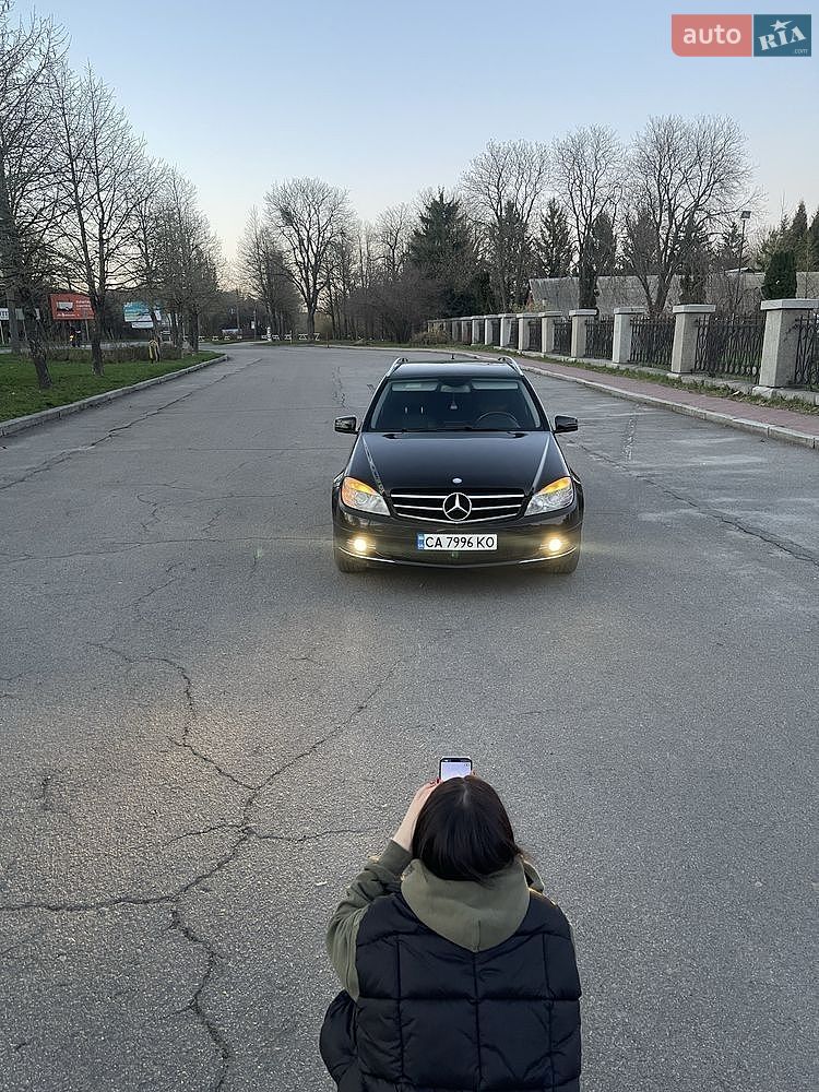 Mercedes-Benz C-Class 2009 VIN WDD2042411F371686 фото оголошення 12 з 13