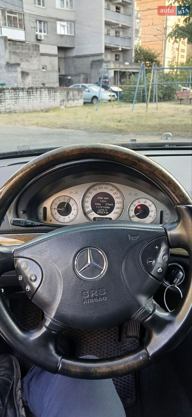 Mercedes-Benz E-Class 2004 VIN Y6D2110424A594014 фото оголошення 5 з 11