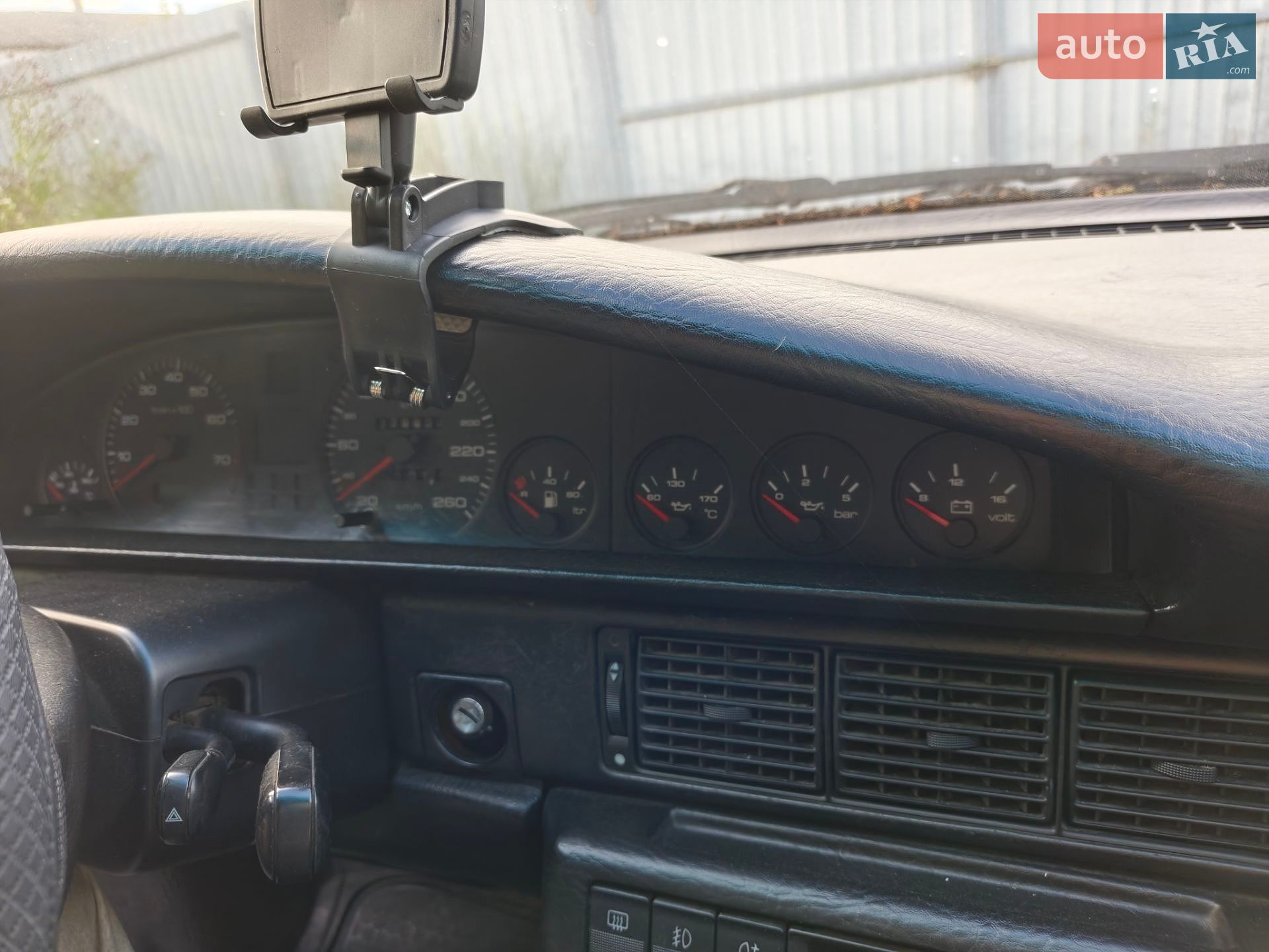 Audi 100 1989 VIN WAUZZZ44ZKN037982 фото оголошення 4 з 4
