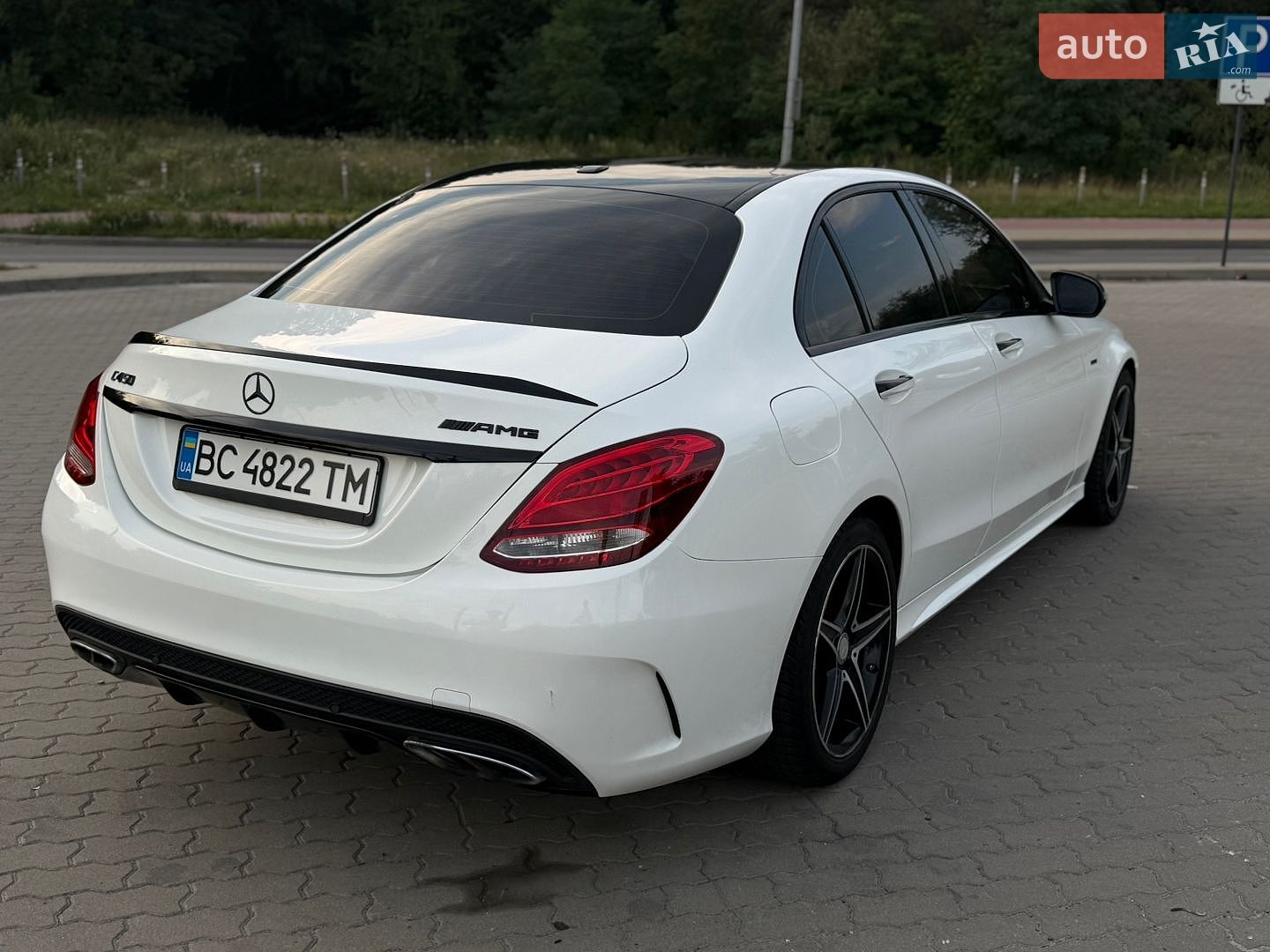 Mercedes-Benz C-Class 2016 VIN 55SWF6EBXGU133140 фото оголошення 10 з 22