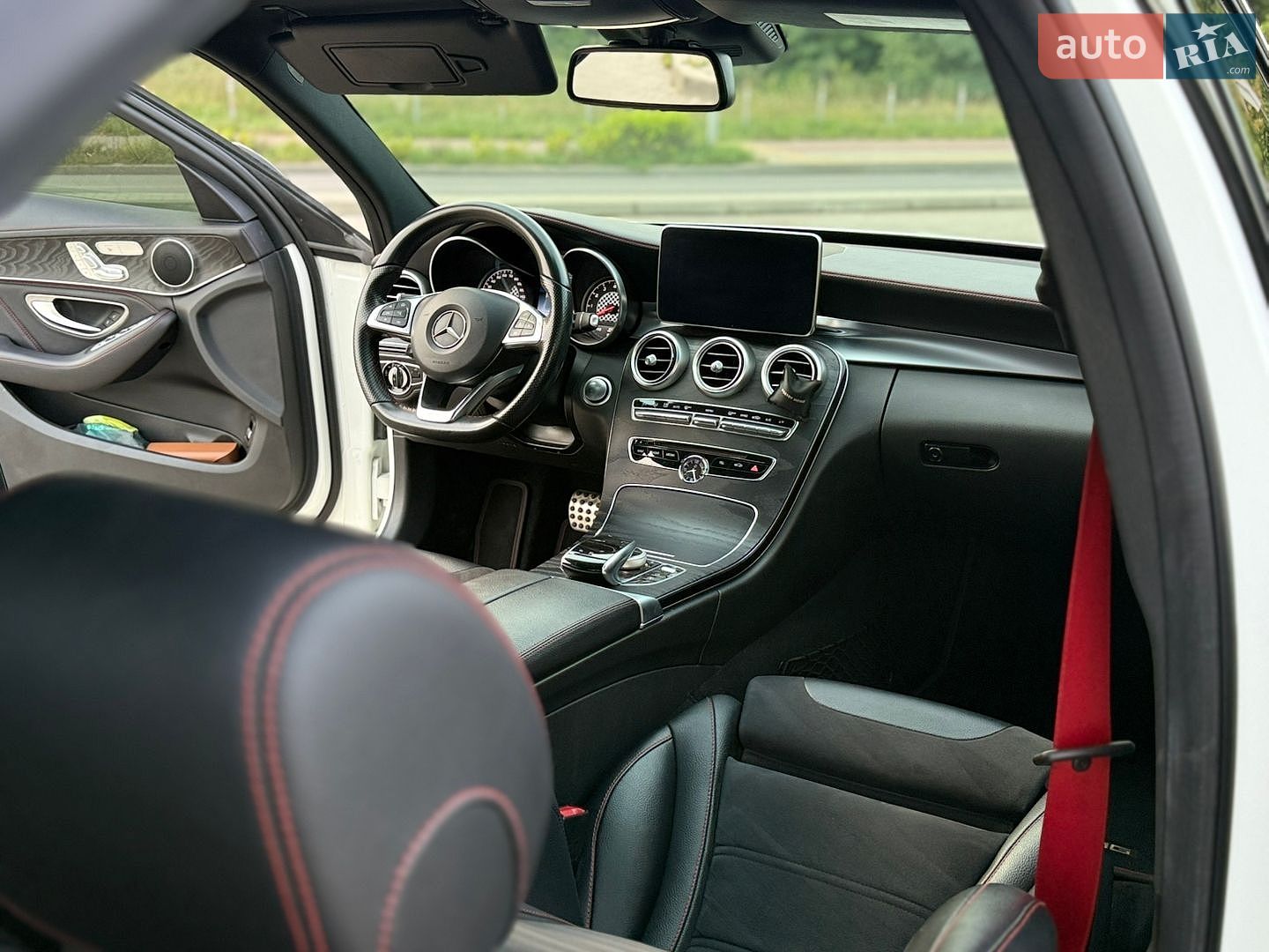 Mercedes-Benz C-Class 2016 VIN 55SWF6EBXGU133140 фото оголошення 20 з 22