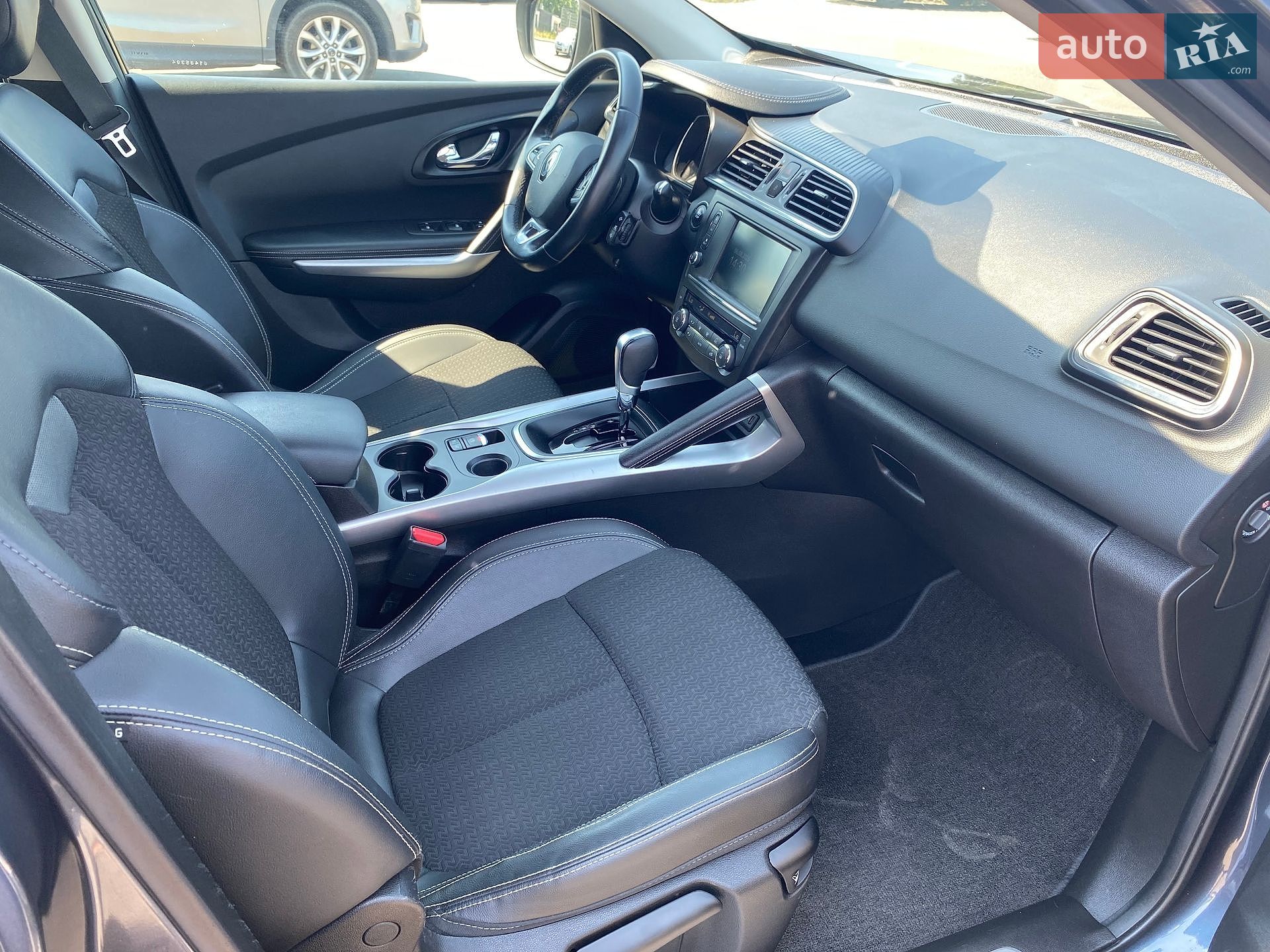 Renault Kadjar 2018 VIN VF1RFE00861485394 фото оголошення 15 з 29