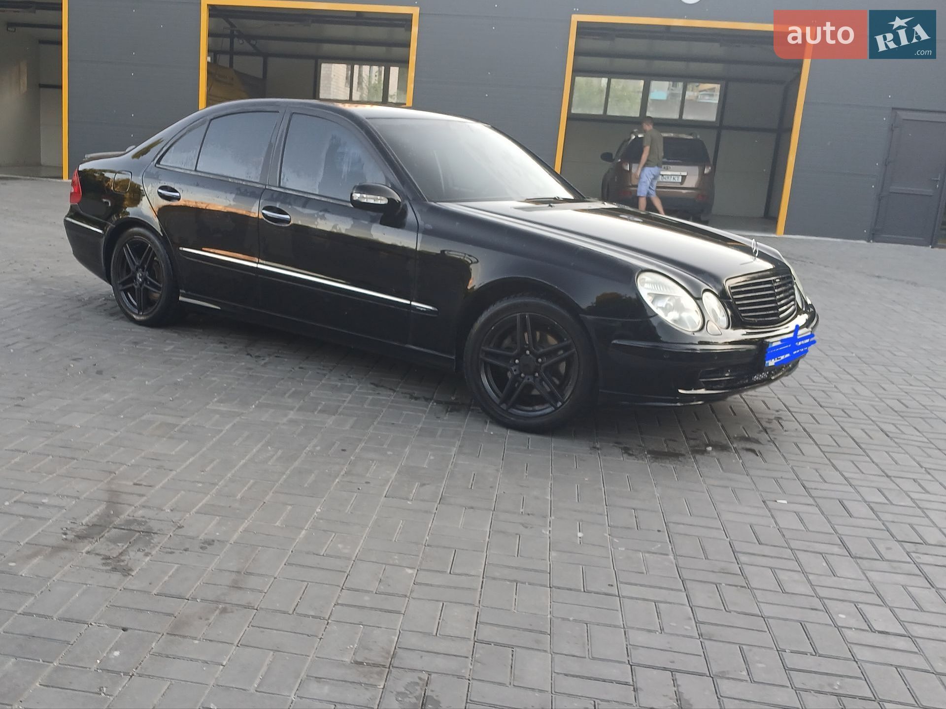 Mercedes-Benz E-Class 2004 VIN Y6D2110424A594014 фото оголошення 10 з 11