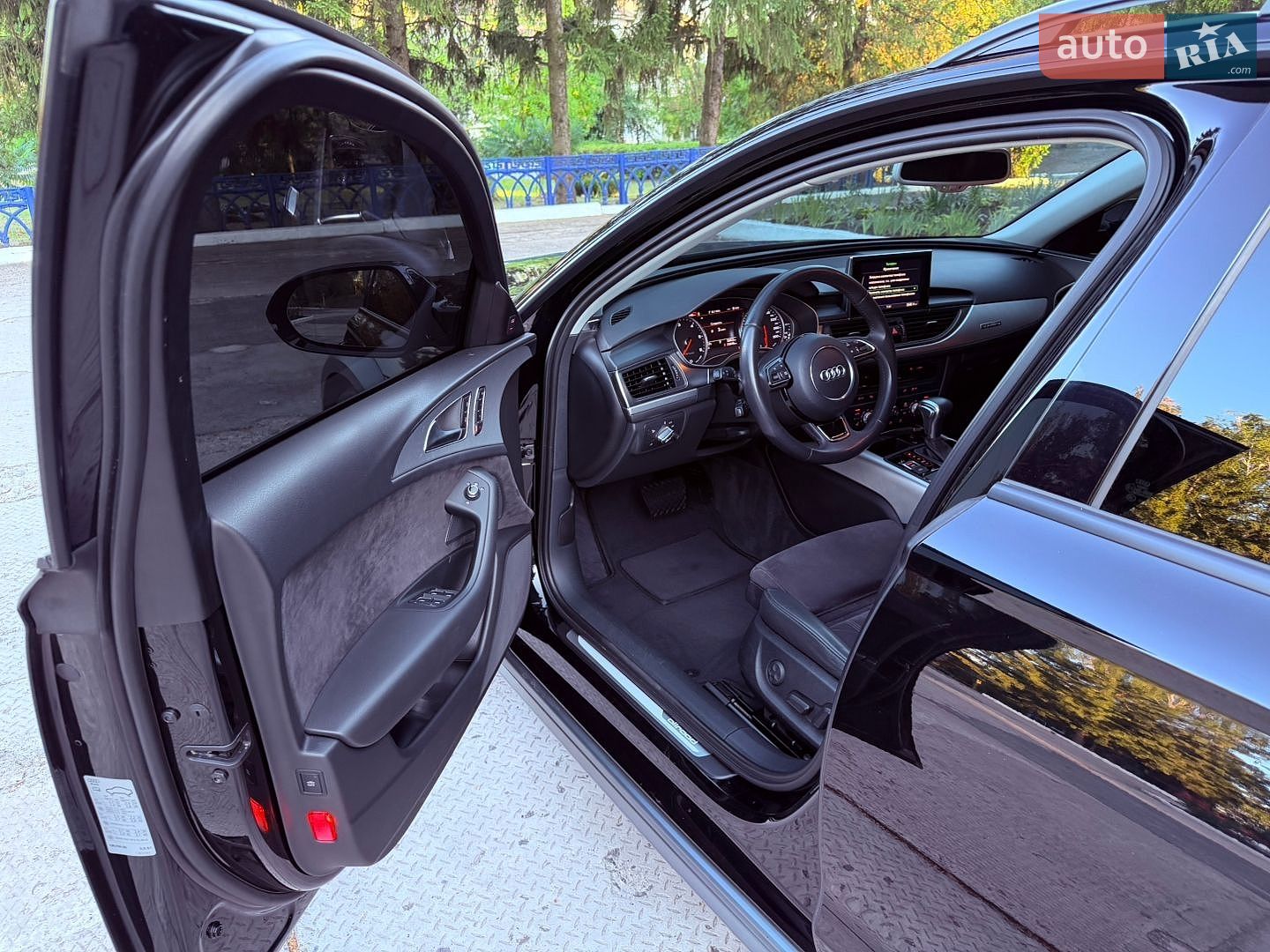Audi A6 Allroad 2013 VIN WAUZZZ4G6DN149673 фото оголошення 24 з 40