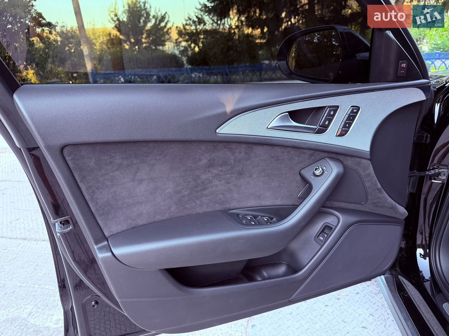 Audi A6 Allroad 2013 VIN WAUZZZ4G6DN149673 фото оголошення 23 з 40