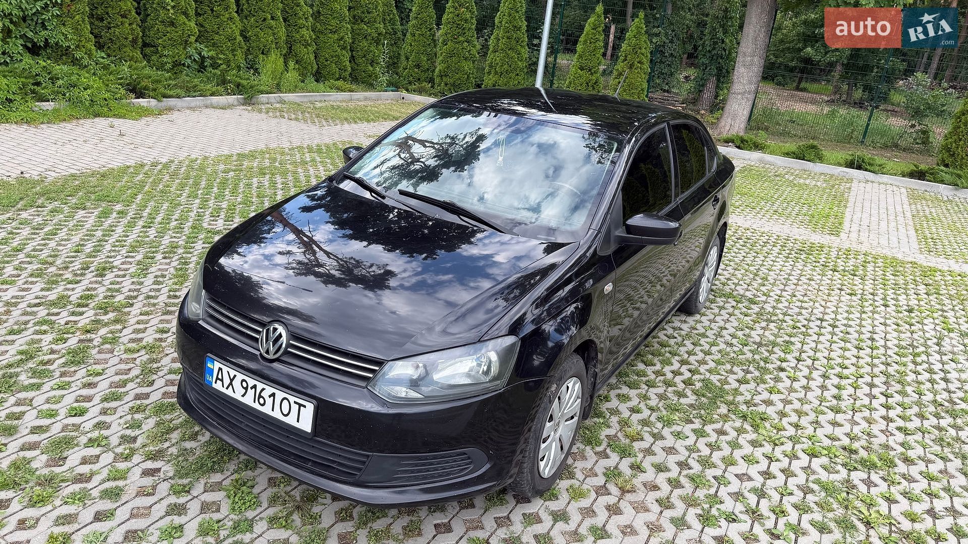Volkswagen Polo 2013 VIN XW8ZZZ61ZDG057432 фото оголошення 2 з 13