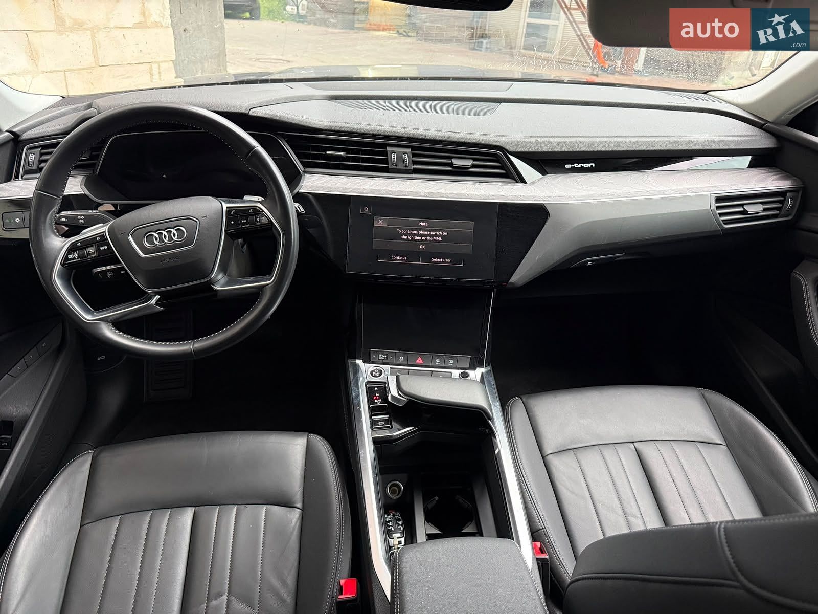 Audi e-tron 2021 VIN WA1AAAGE1MB005625 фото оголошення 5 з 26