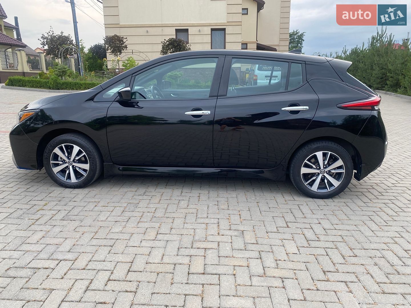 Nissan Leaf 2021 VIN 1N4BZ1BV4MC554228 фото оголошення 7 з 40