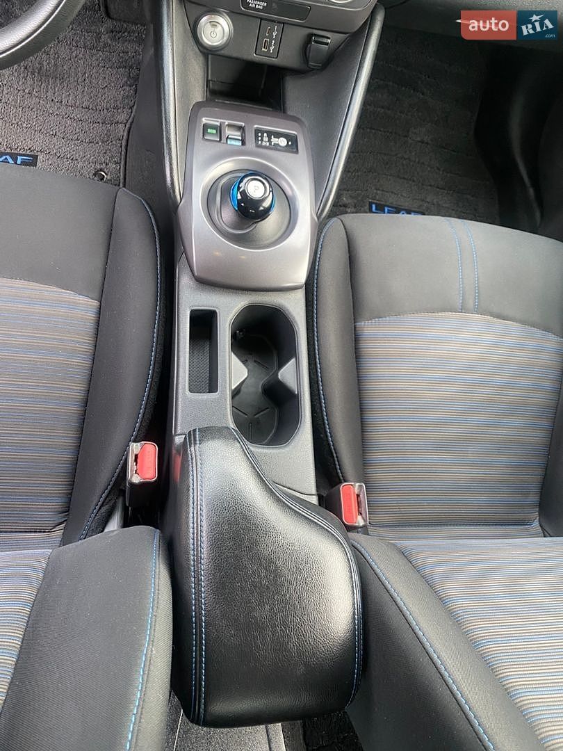 Nissan Leaf 2021 VIN 1N4BZ1BV4MC554228 фото оголошення 19 з 40