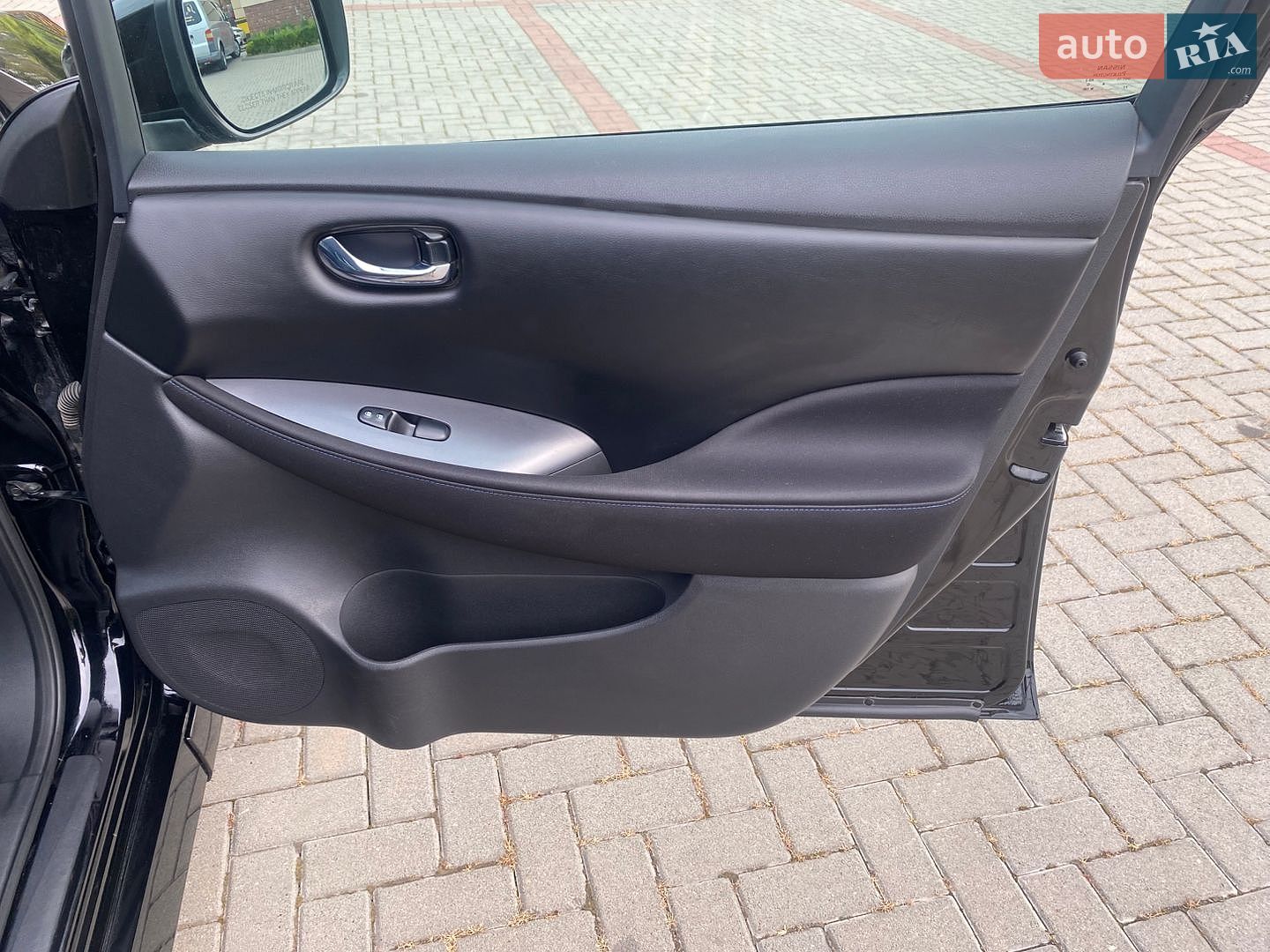 Nissan Leaf 2021 VIN 1N4BZ1BV4MC554228 фото оголошення 32 з 40
