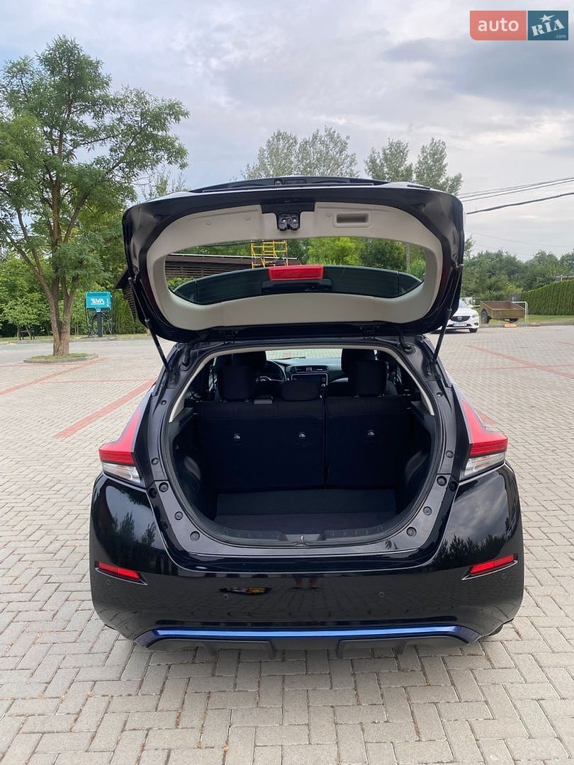 Nissan Leaf 2021 VIN 1N4BZ1BV4MC554228 фото оголошення 36 з 40
