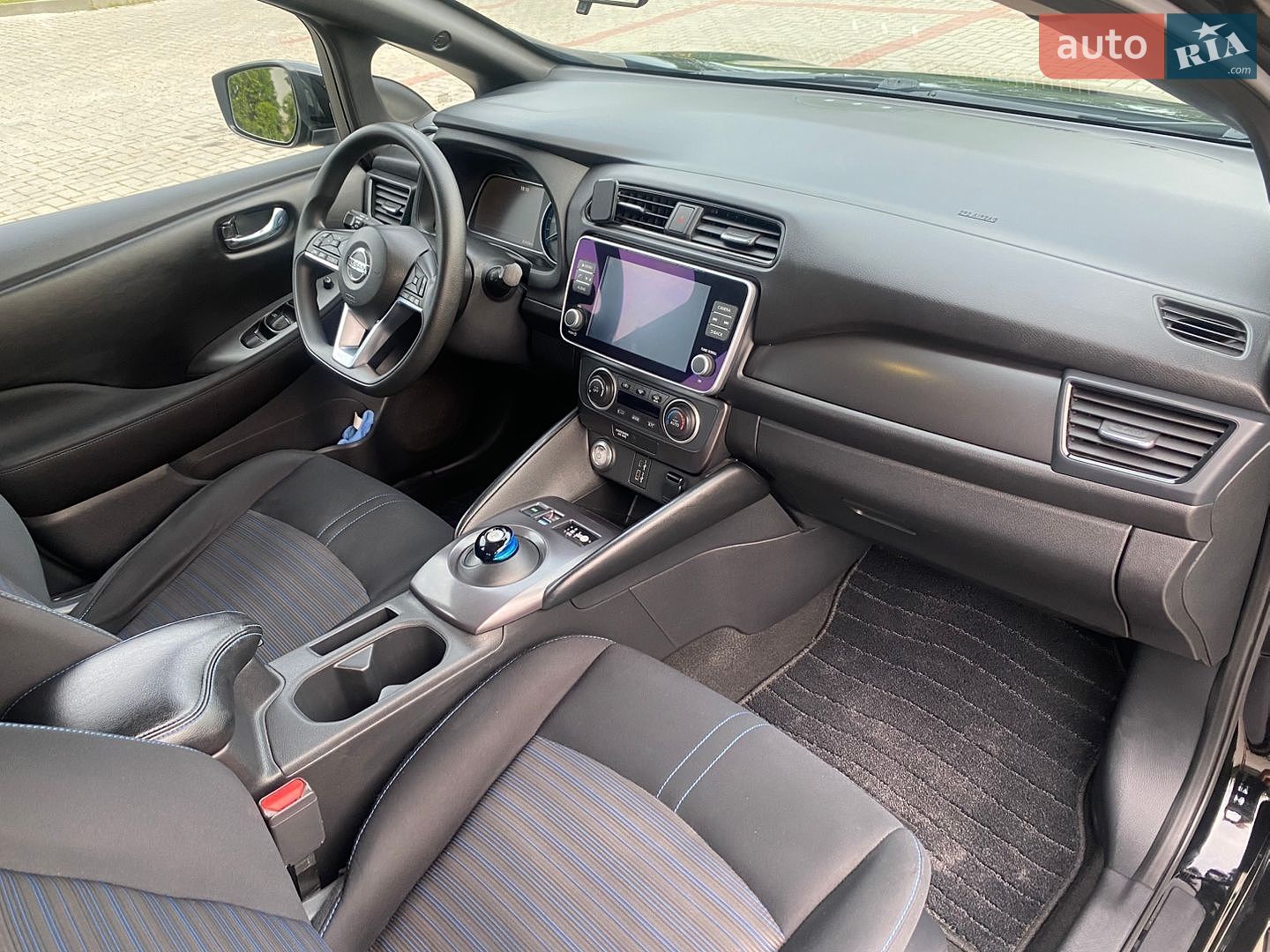 Nissan Leaf 2021 VIN 1N4BZ1BV4MC554228 фото оголошення 34 з 40