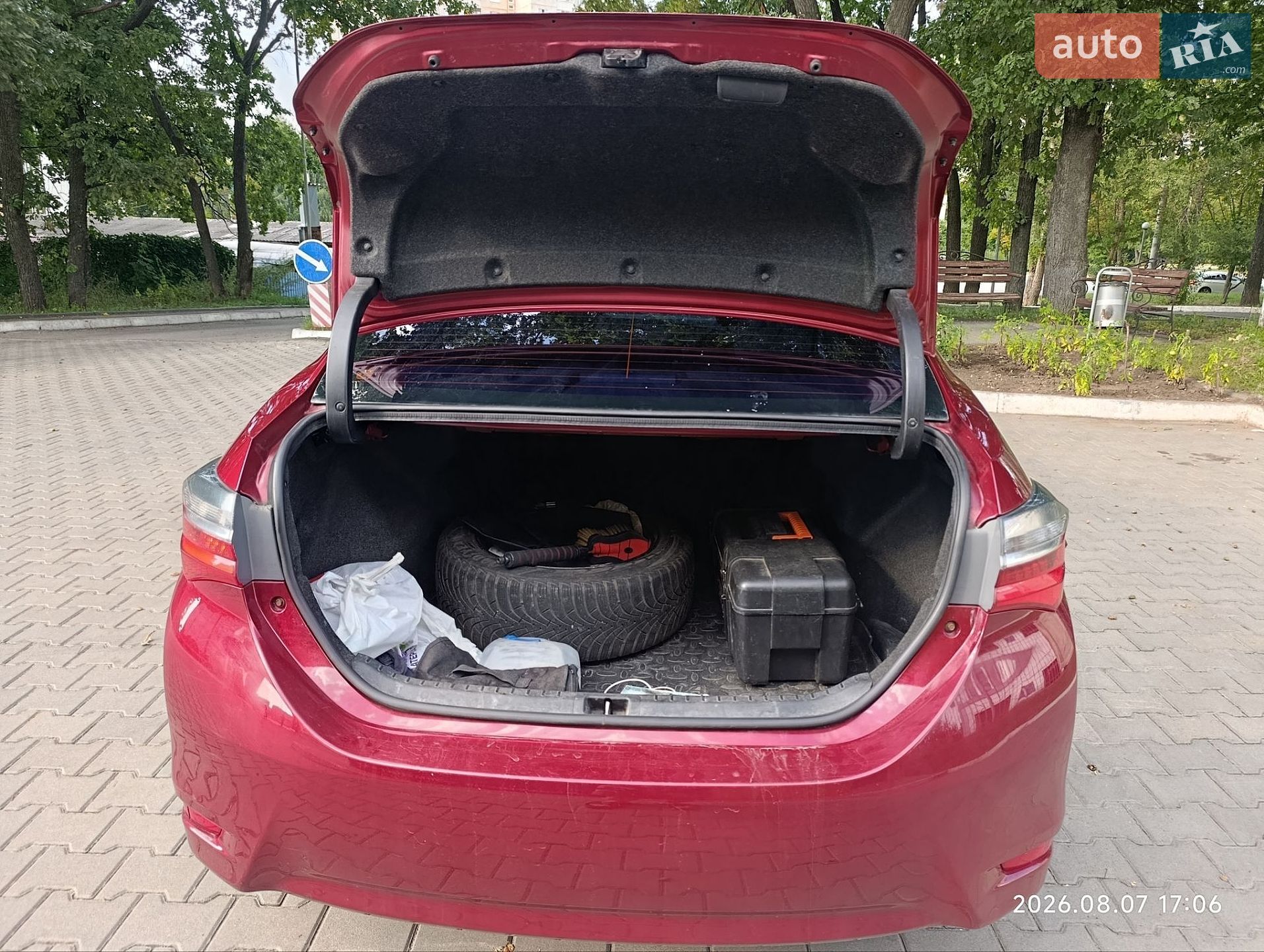 Toyota Corolla 2016 VIN NMTBB0JE90R170625 фото оголошення 2 з 9