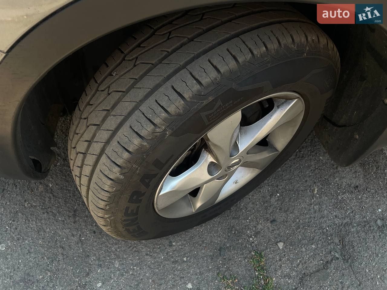 Nissan Qashqai 2012 VIN SJNFAAJ10U2675870 фото оголошення 28 з 39