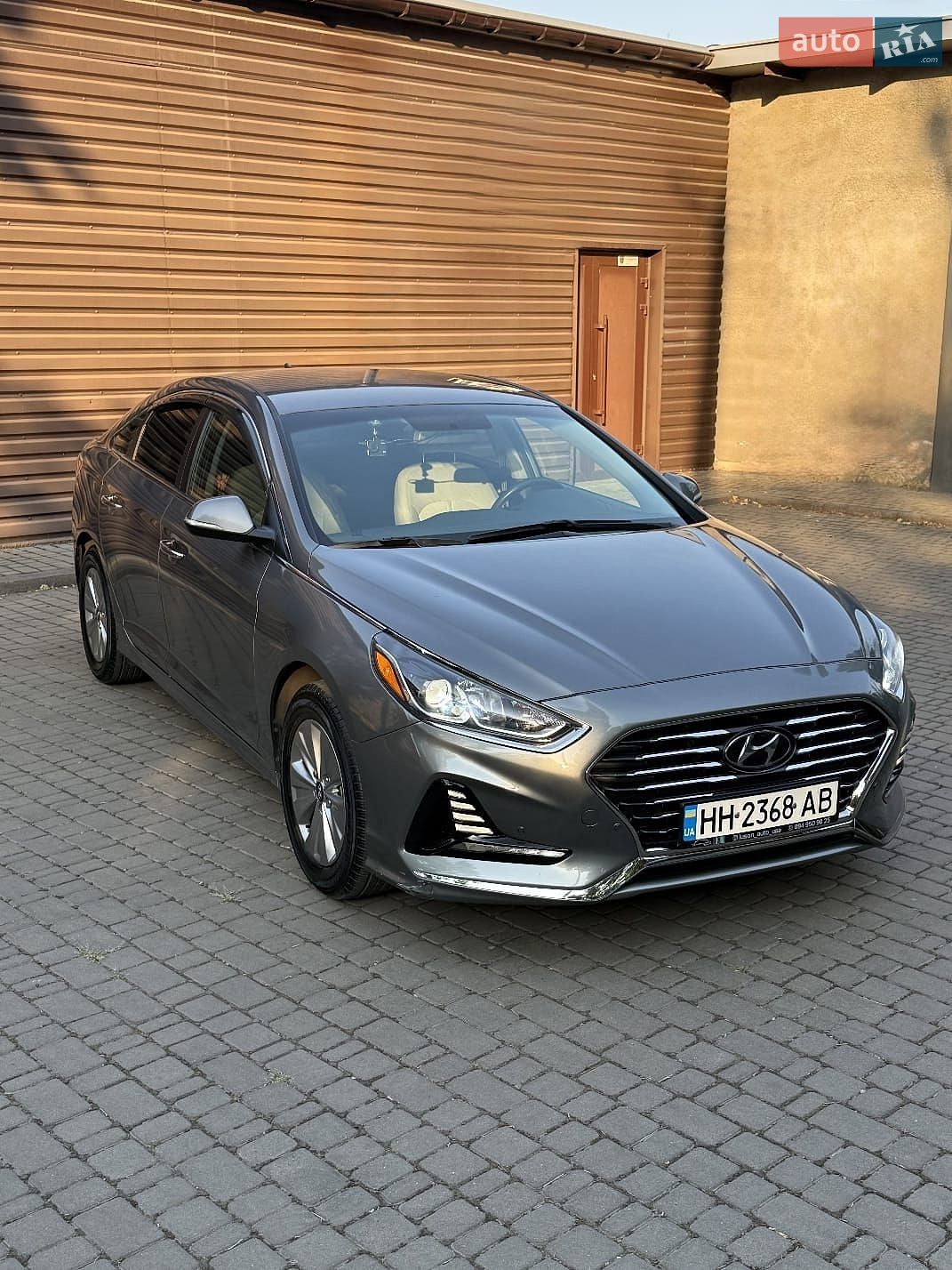 Hyundai Sonata 2018 VIN KMHE24L30JA081036 фото оголошення 6 з 18
