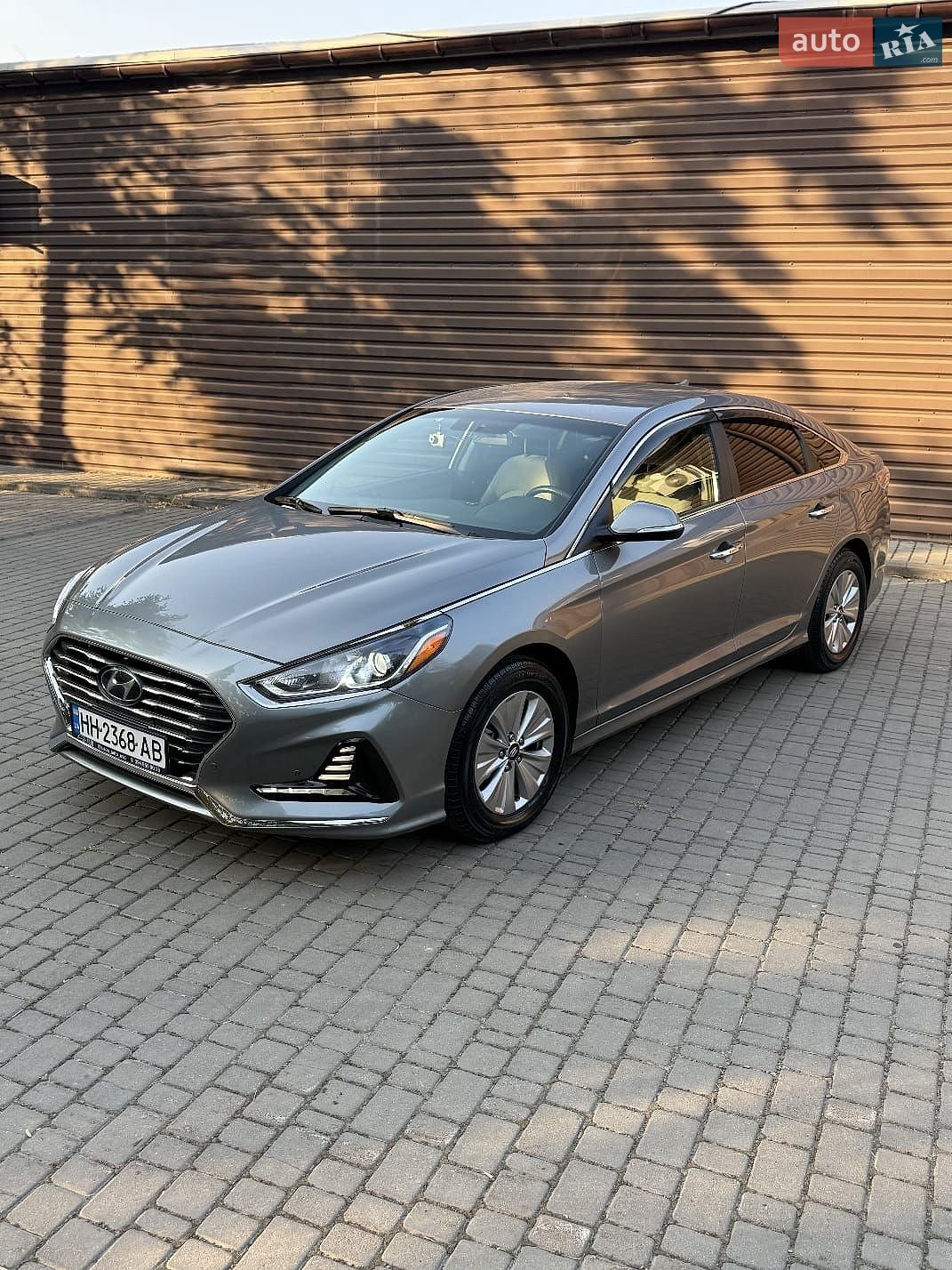 Hyundai Sonata 2018 VIN KMHE24L30JA081036 фото оголошення 10 з 18