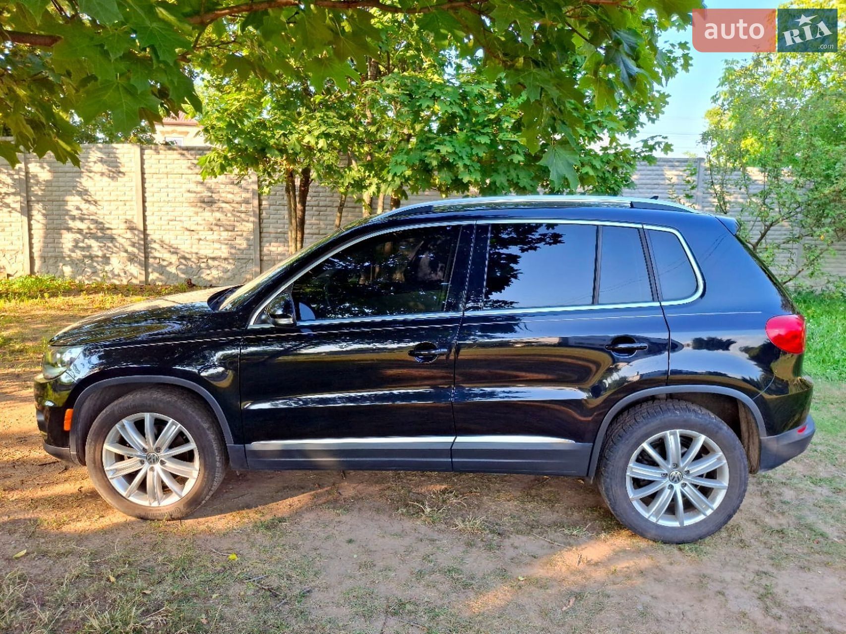 Volkswagen Tiguan 2014 VIN WVGAV3AX6EW609726 фото оголошення 2 з 8