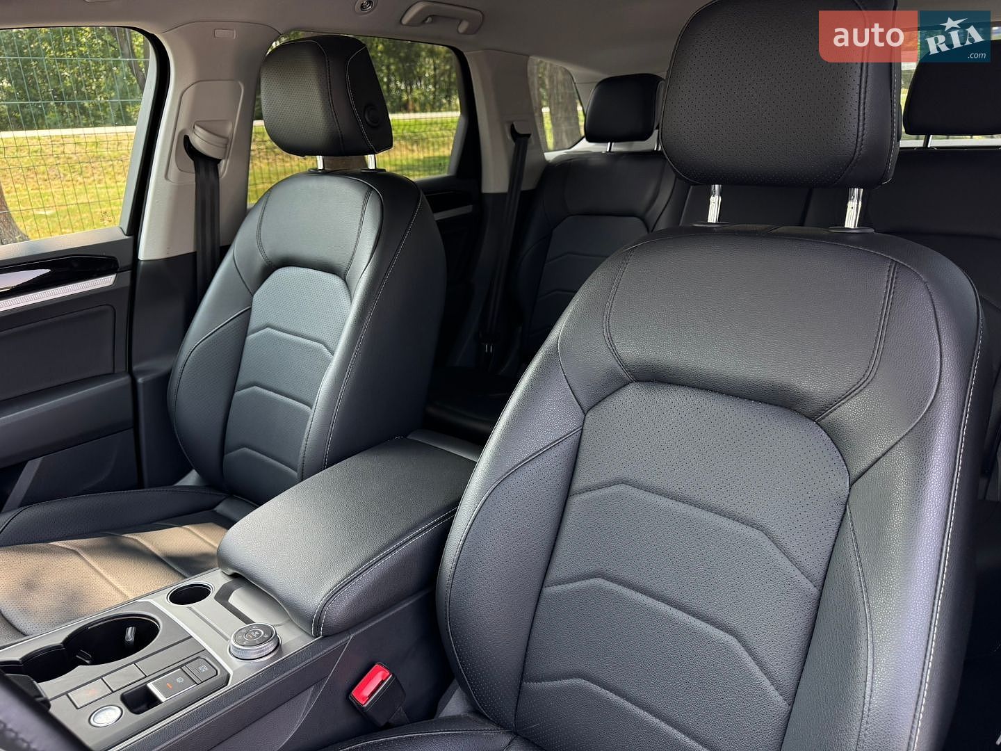 Volkswagen Touareg 2021 VIN WVGZZZCRZMD033915 фото оголошення 11 з 48