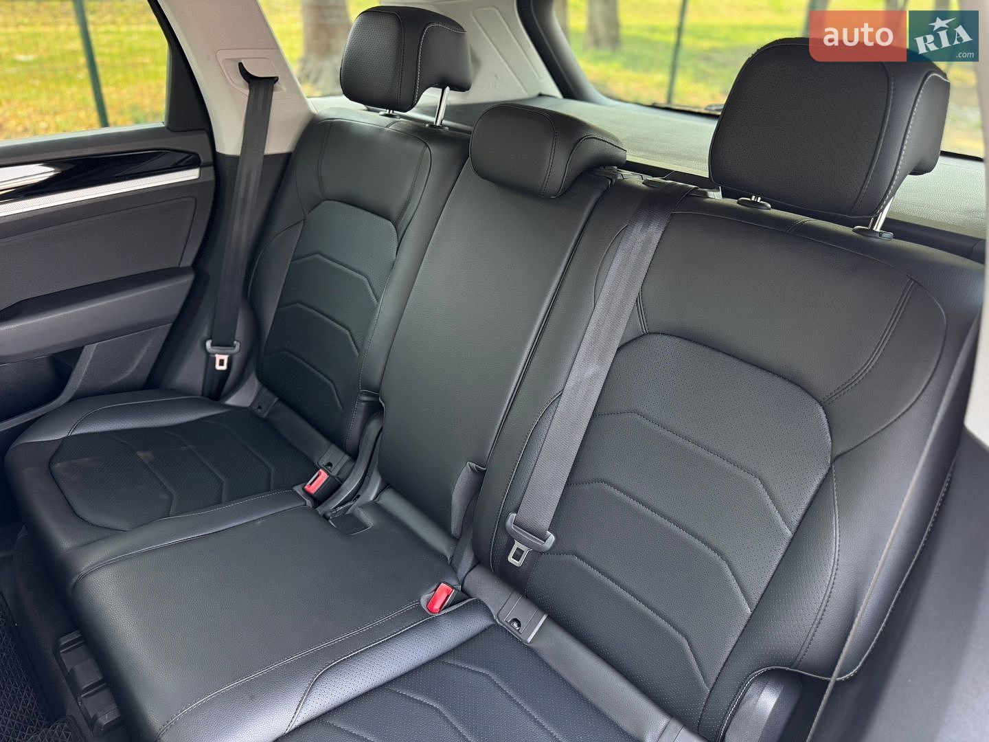 Volkswagen Touareg 2021 VIN WVGZZZCRZMD033915 фото оголошення 31 з 48