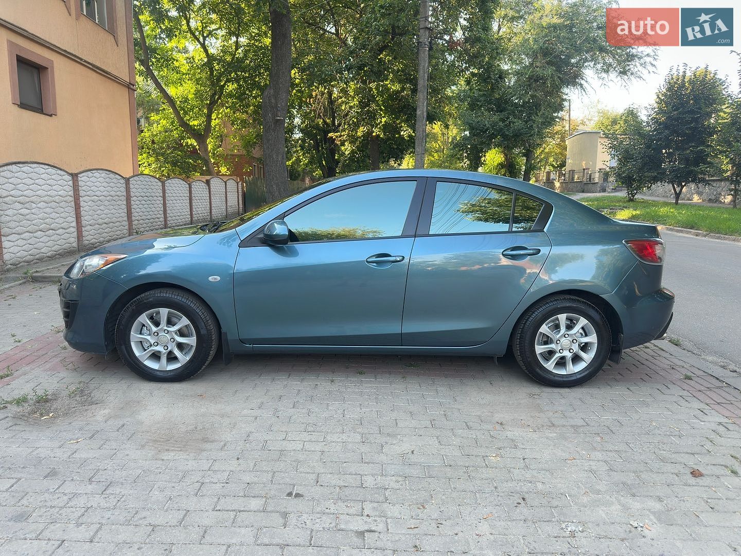 Mazda 3 2010 VIN JMZBL12Z201211713 фото оголошення 3 з 22