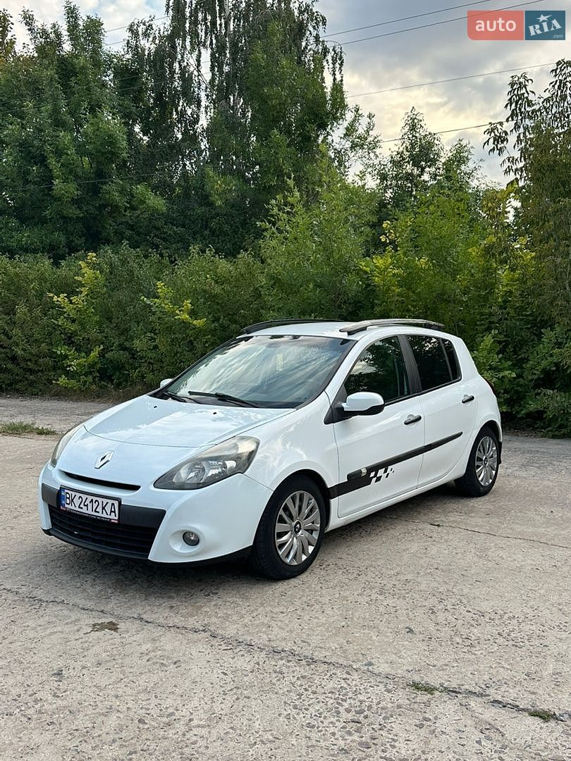Renault Clio 2011 VIN VF1BR2HDH45689788 фото оголошення 2 з 28