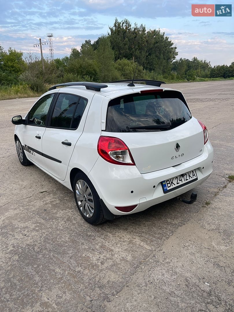 Renault Clio 2011 VIN VF1BR2HDH45689788 фото оголошення 10 з 28