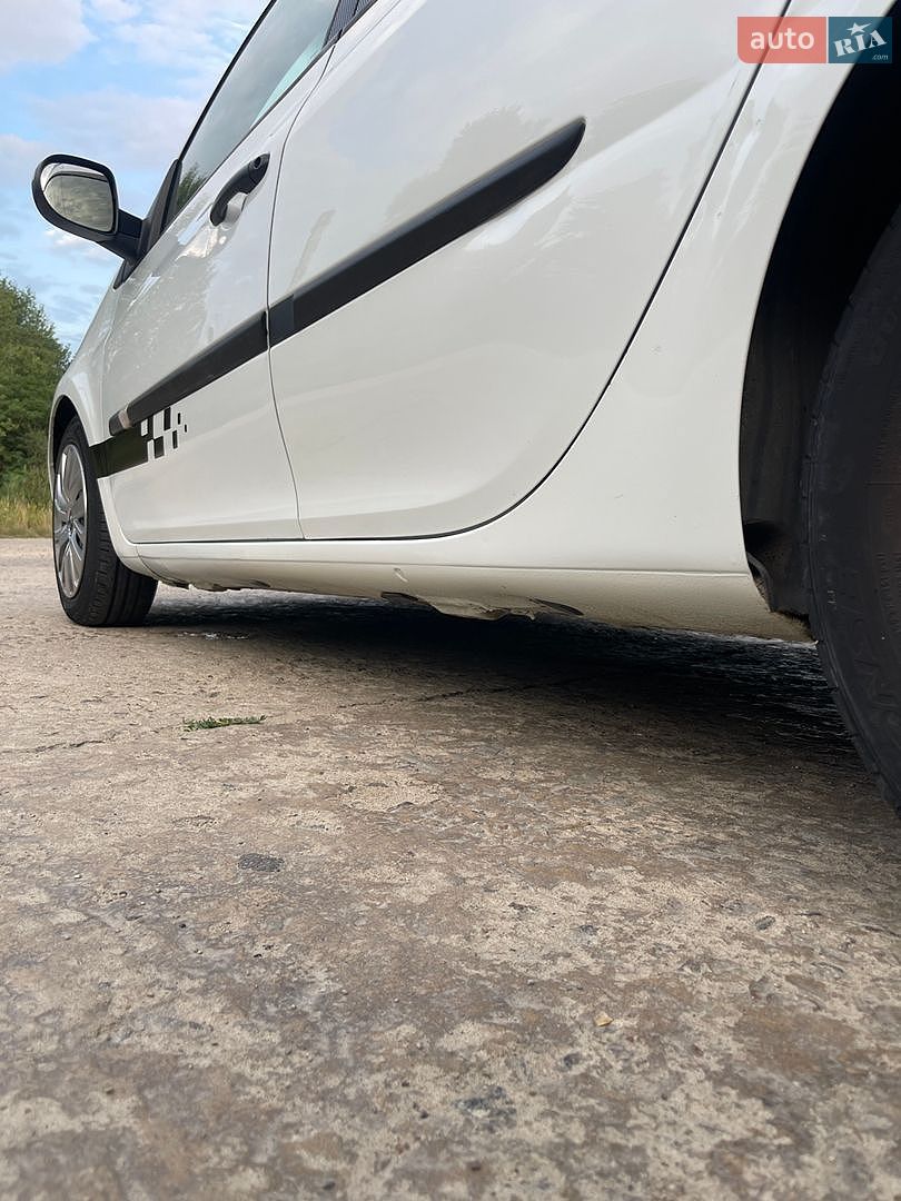 Renault Clio 2011 VIN VF1BR2HDH45689788 фото оголошення 24 з 28