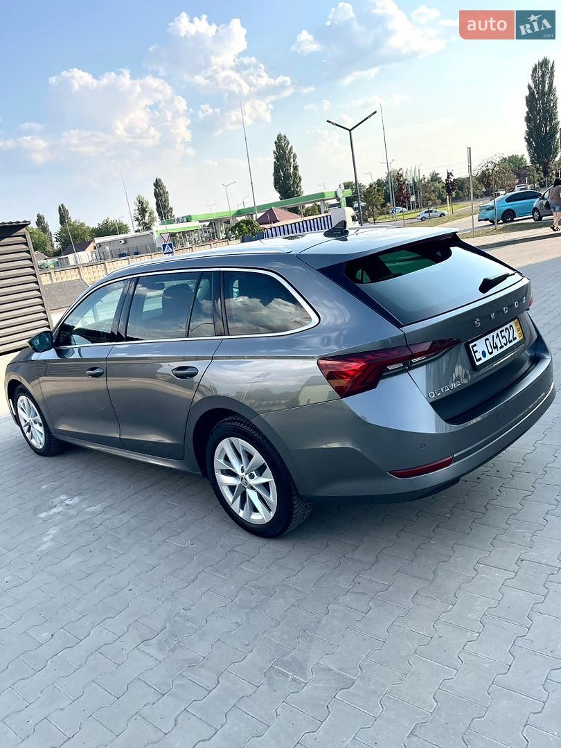 Skoda Octavia 2023 VIN TMBJJ8NXXPY123709 фото оголошення 7 з 43