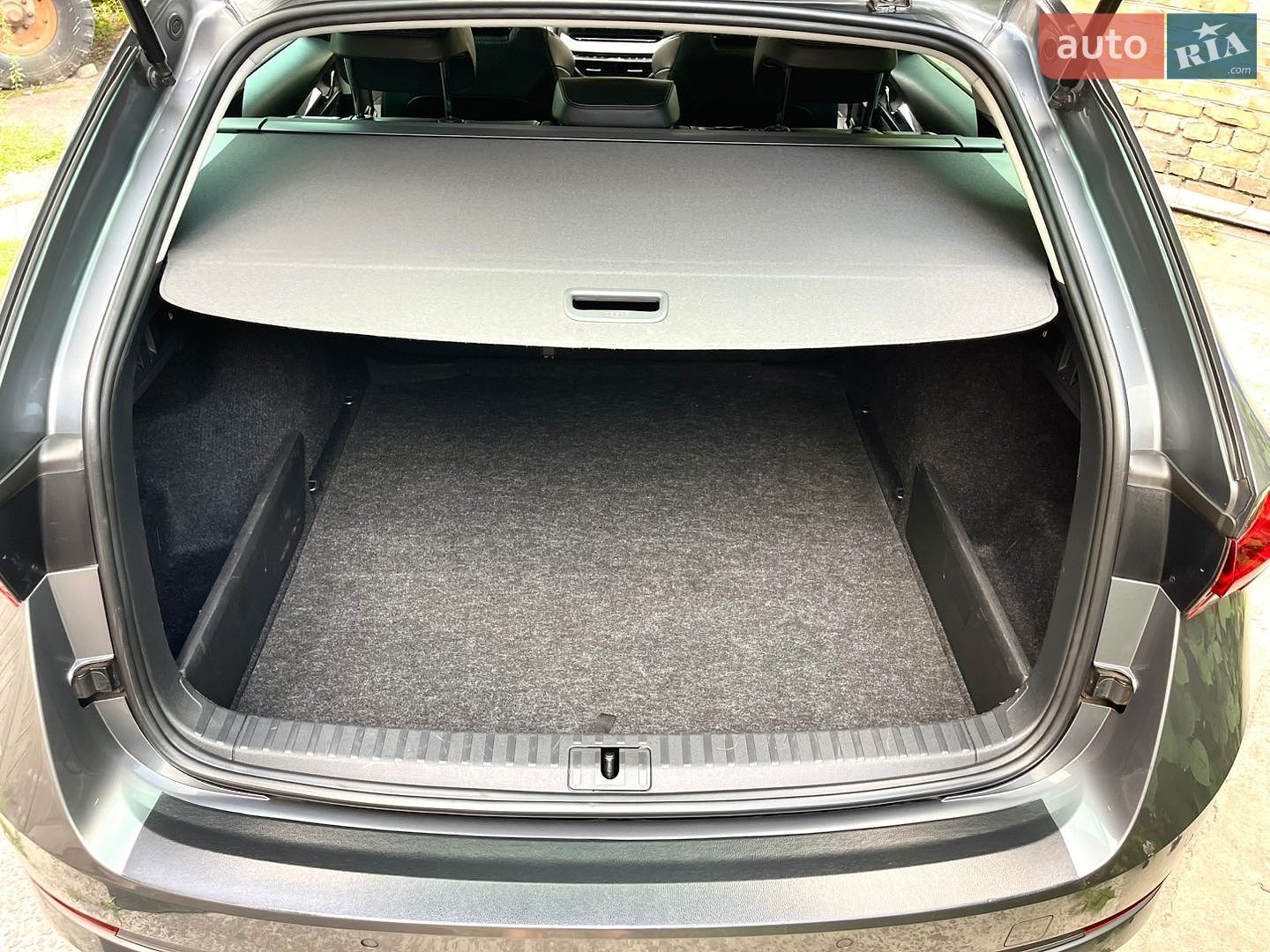Skoda Octavia 2023 VIN TMBJJ8NXXPY123709 фото оголошення 39 з 43