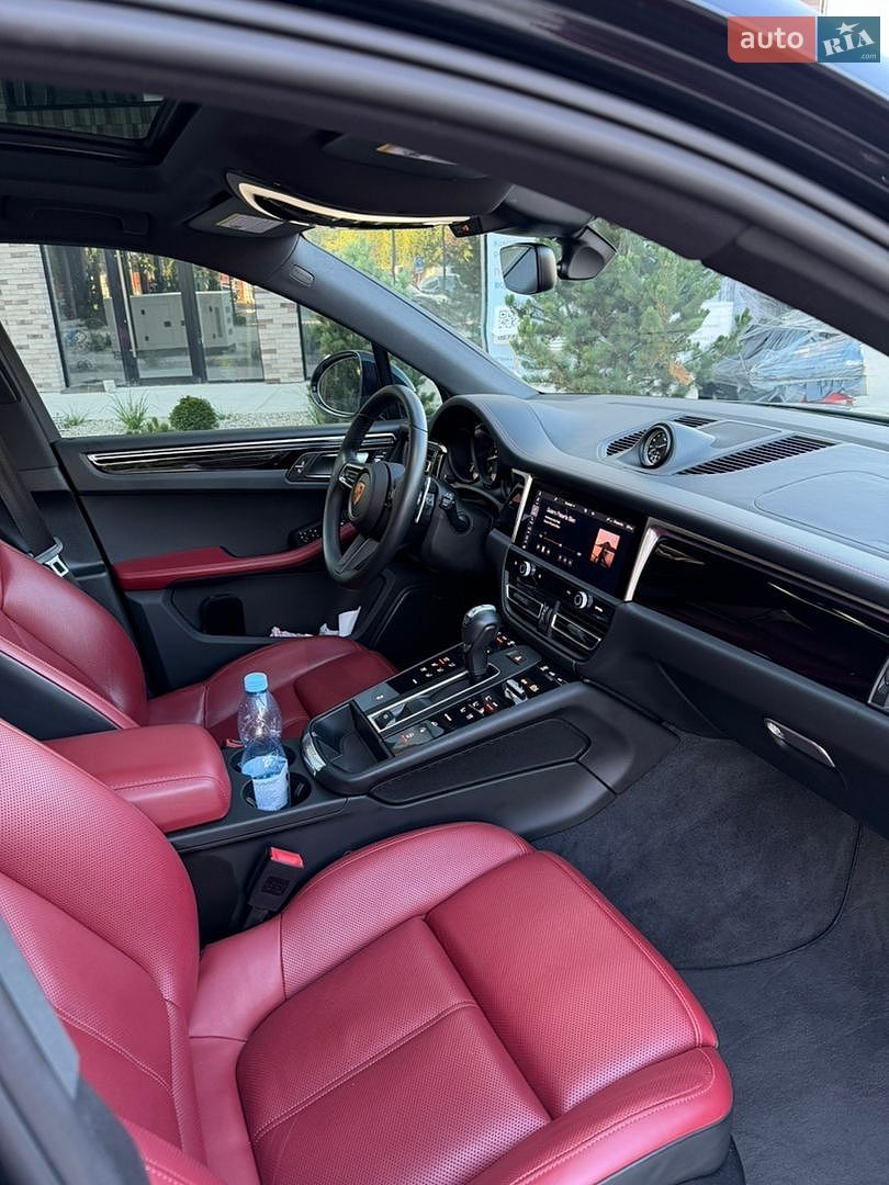 Porsche Macan 2024 VIN WP1AA2A50RLB20351 фото оголошення 12 з 26