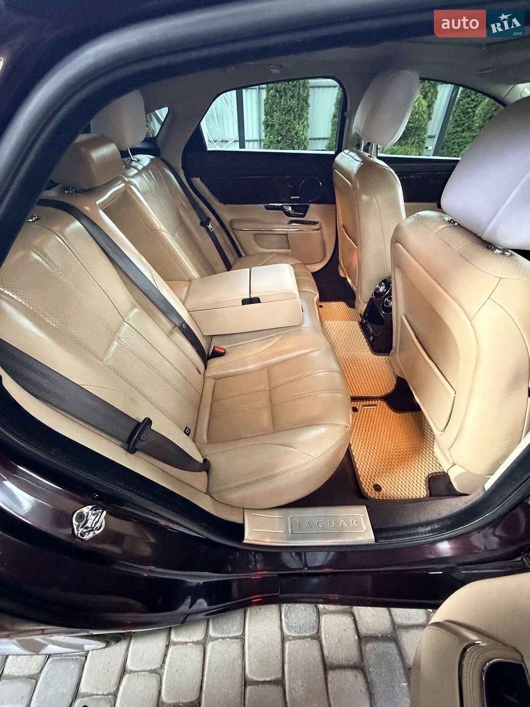 JAGUAR XJ 2011 VIN SAJAA1225BNV16528 фото оголошення 5 з 6
