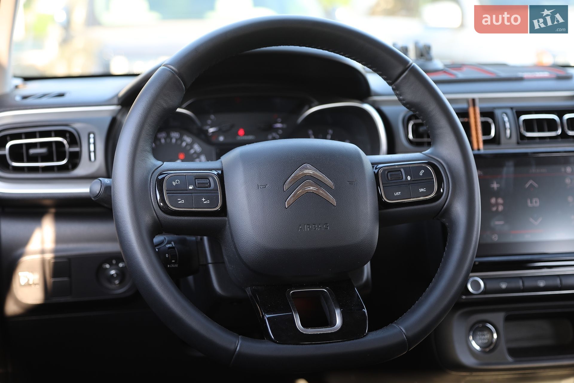 Citroen C3 2022 VIN VF7SXHNVTNT683886 фото оголошення 19 з 31