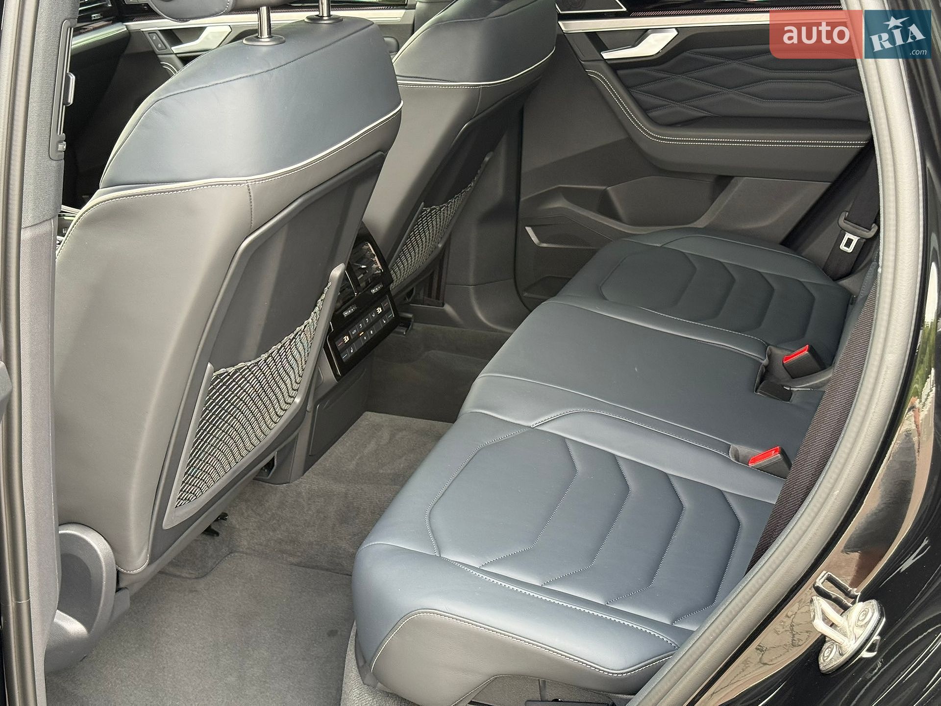Volkswagen Touareg 2025 VIN WVGZZZCR3SD015031 фото оголошення 19 з 28